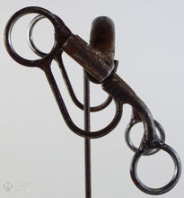 Load image into Gallery viewer, John Israel Bit