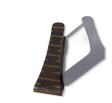 Load image into Gallery viewer, Wade Youth Stirrups
