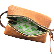 Load image into Gallery viewer, Overnight Bag
