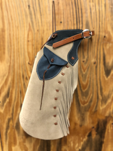 Load image into Gallery viewer, 22” Youth Leggins
